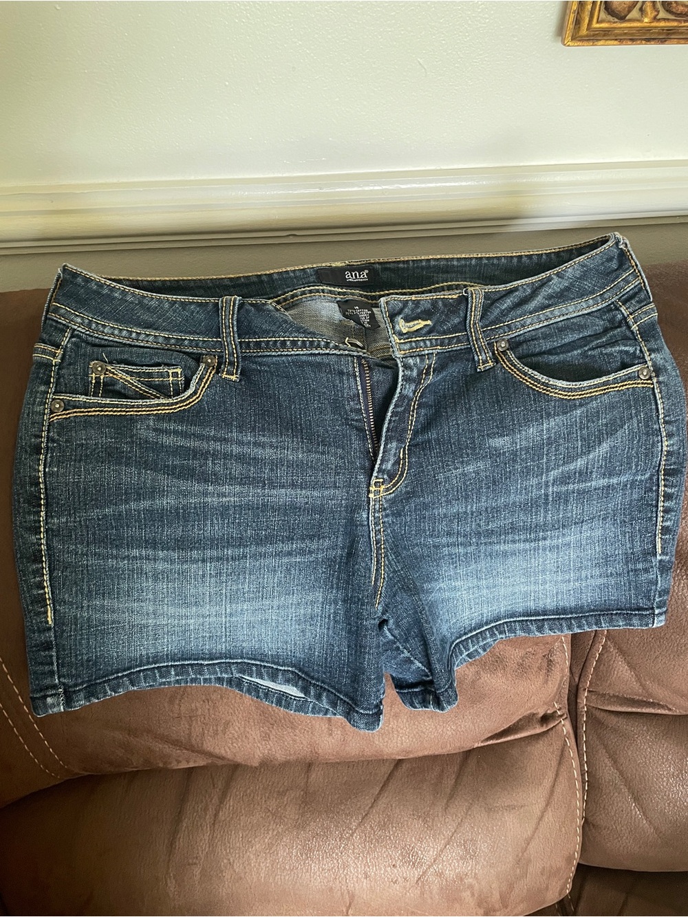 a.n.a Women's Medium Blue Distressed Denim Shorts